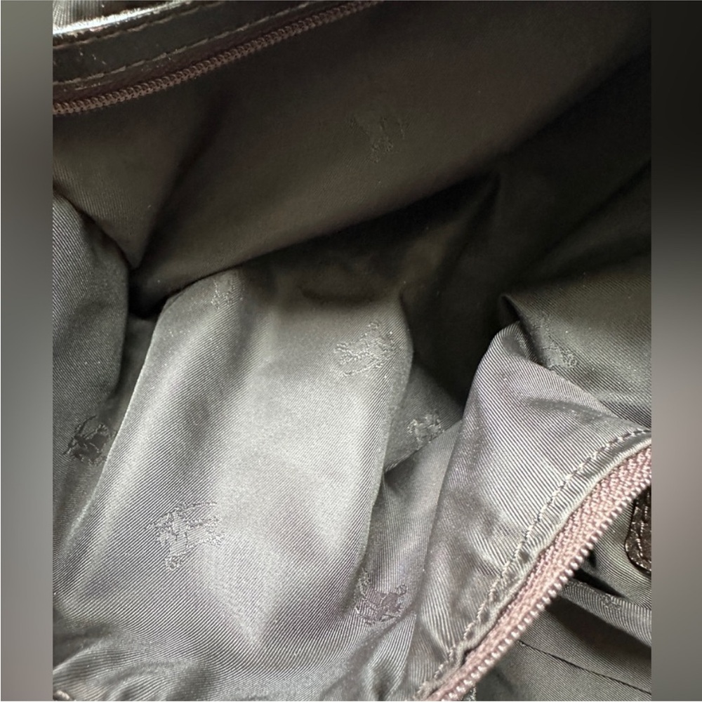 Authentic Burberry Shoulder Bag
Classic Nova check beautiful but has Flaws! - Picture 6 of 8